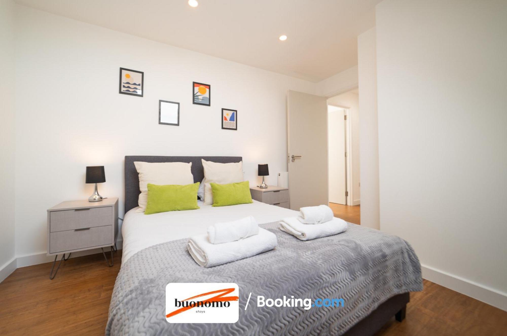 Two Bedroom Apartment At Buonomo Stays Short Lets & Serviced Accommodation Londýn Exteriér fotografie
